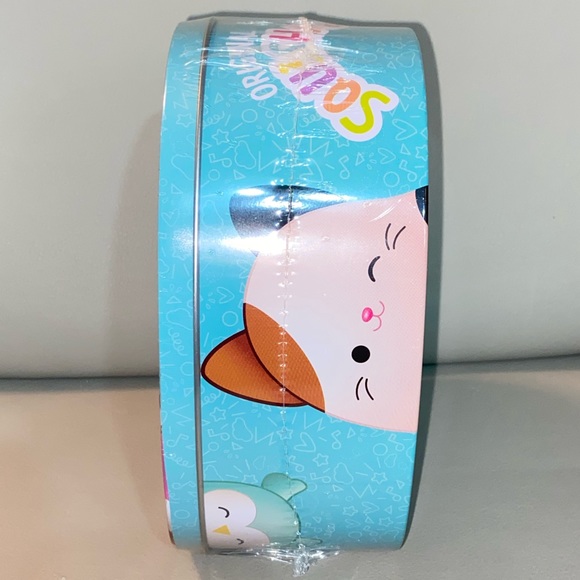 Squishmallow Micro Mallow Connor the Cow Collector's Tin - Picture 5 of 5
